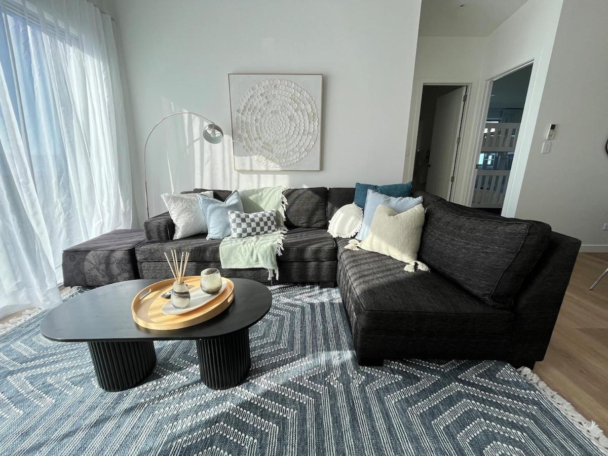 Jandals & Joy Lakefront Retreat روتوروا المظهر الخارجي الصورة